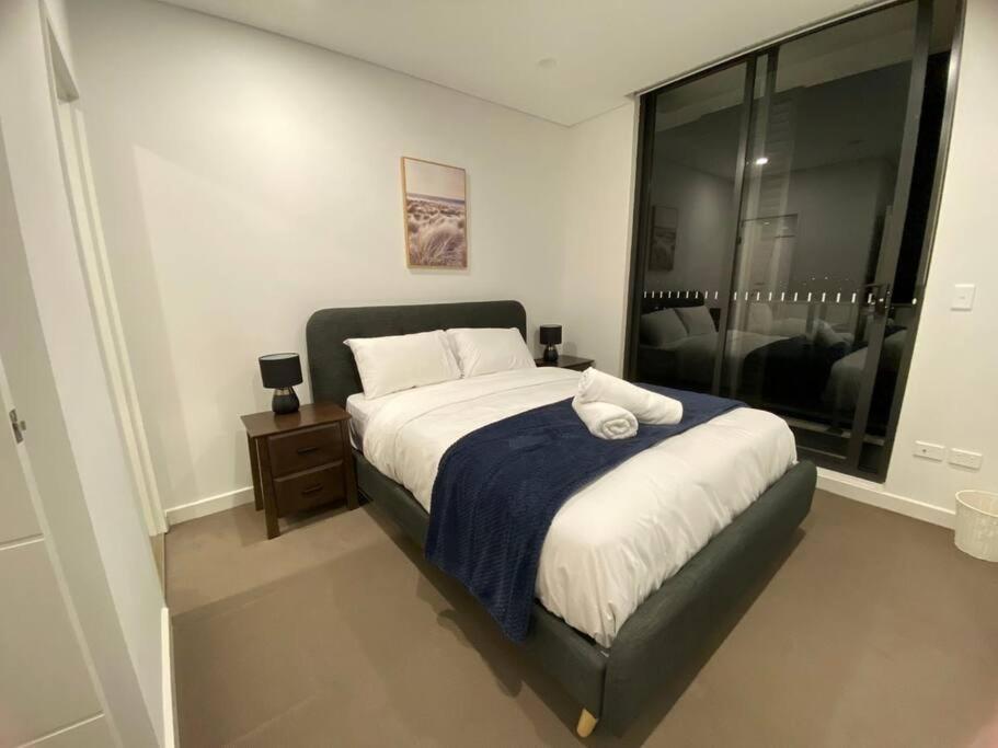 Kozyguru Campsie Brandnew 3 Parking * Sydney